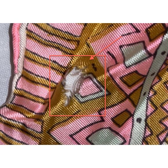 Vintage VERA Neumann Hand Rolled Silk Scarf ~ Abstract  ~ 31" x 31" - Picture 8 of 8